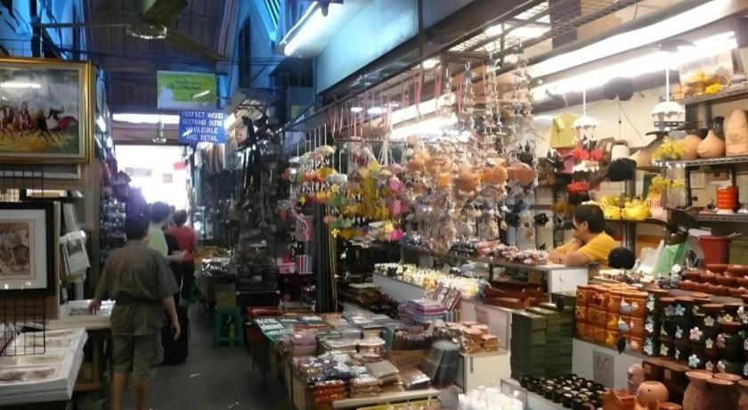 Pannapat Place Bangkok Buitenkant foto